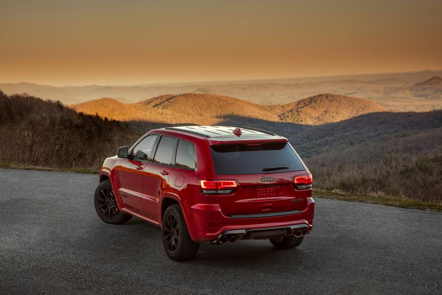  Jeep Grand Cherokee Trackhawk (WK2) 2017 года  (фото 4 из 76)